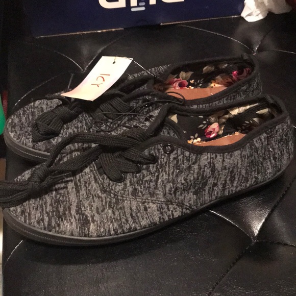 ICY sneakers with laces black & gray - Picture 1 of 6